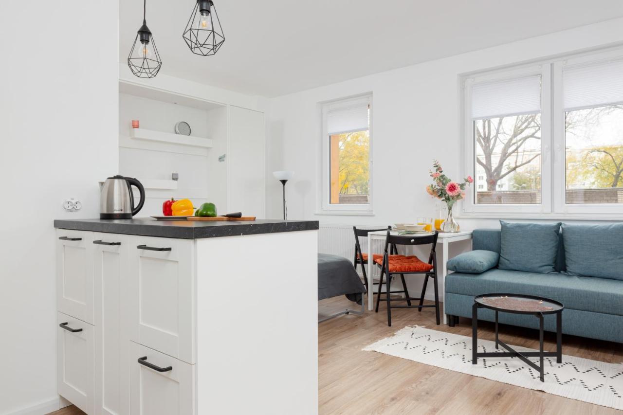 Studio Apartment Ochota Siemienskiego By Noclegi Renters Warsaw Luaran gambar