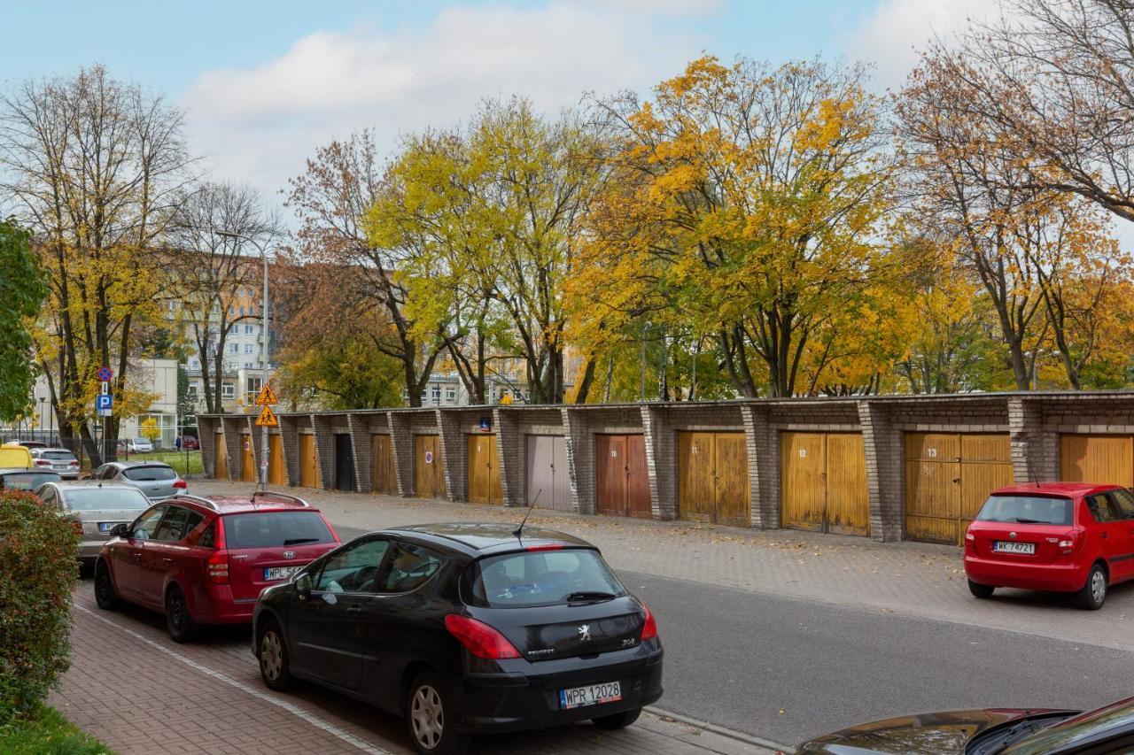 Studio Apartment Ochota Siemienskiego By Noclegi Renters Warsaw Luaran gambar