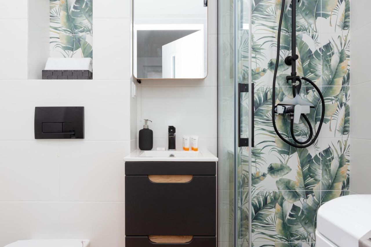 Studio Apartment Ochota Siemienskiego By Noclegi Renters Warsaw Luaran gambar